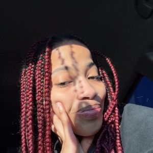 Meet your Posher, Kadija